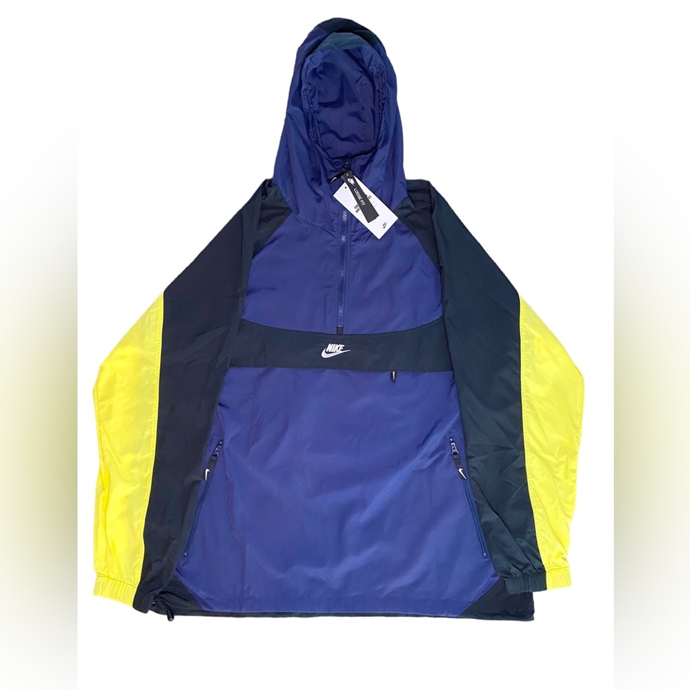 Nike Windbreaker, Size Large